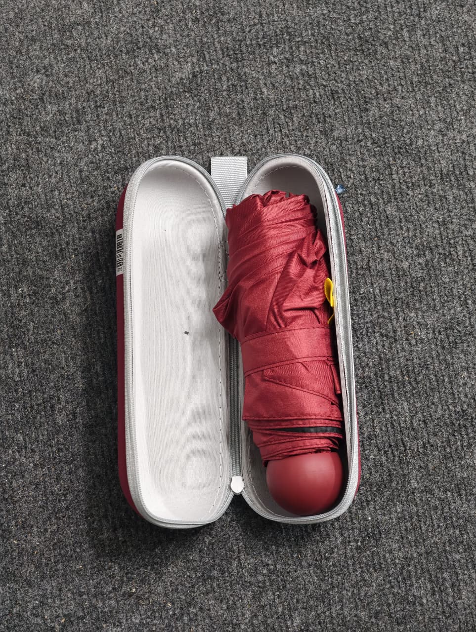 Portable 3-Fold Travel Umbrella | Windproof | Lightweight | UV & Rain Protection | Compact Pocket Size